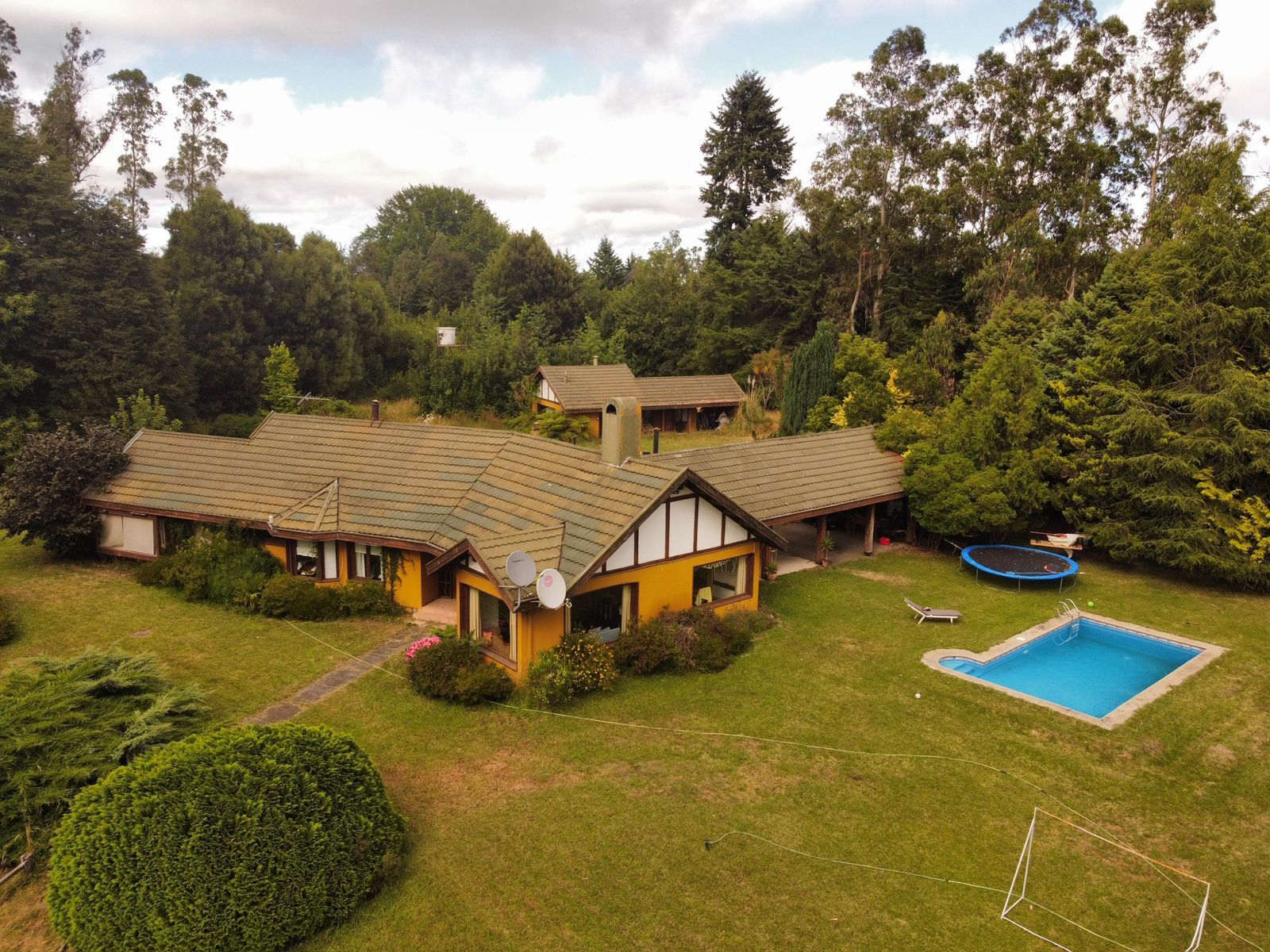 SE ARRIENDA HERMOSA CASA DE CAMPO CERCANA A PITRUFQUÉN