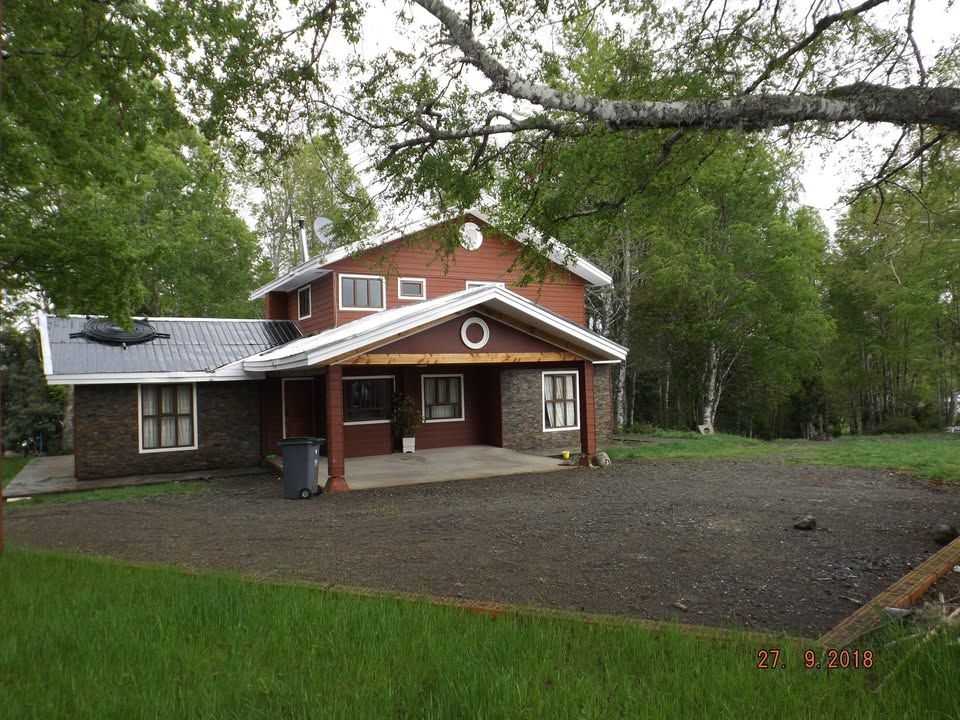 SE ARRIENDA ESPECTACULAR CASA AMOBLADA EN LOMAS DE VILLARRICA