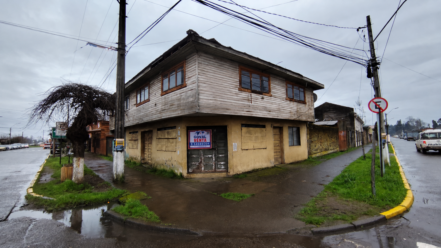 VENTA PROPIEDAD ESQUINA CON TERRENO URBANO de 315 m² – Avenida Patricio Lynch, Freire